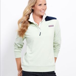 Vineyard Vines green pastel sheep shirt. Small.